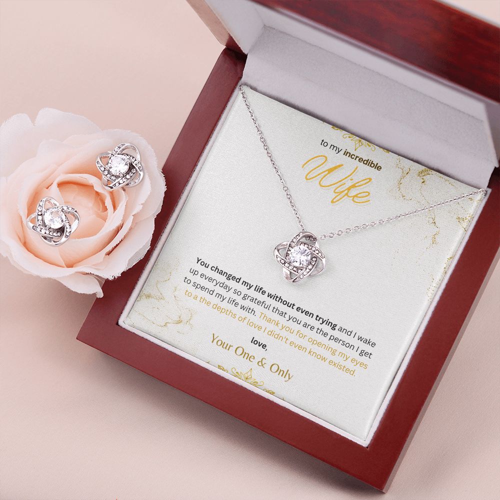 Love Knot Necklace and Earring Set